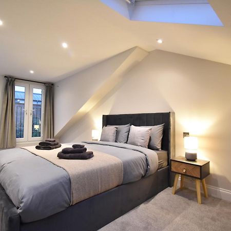 Stunning 3 Bed Apartment London Eksteriør billede